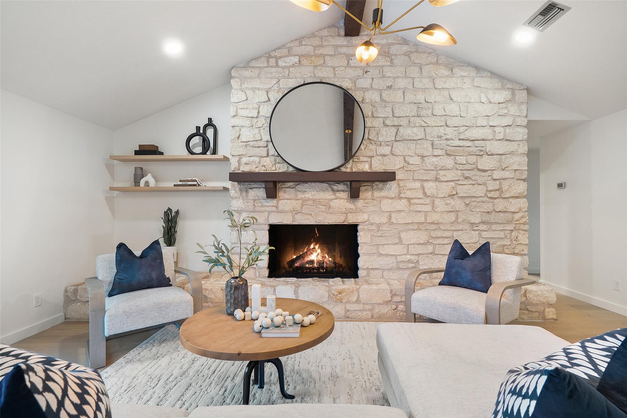 506 Explorer, Lakeway, TX 78734