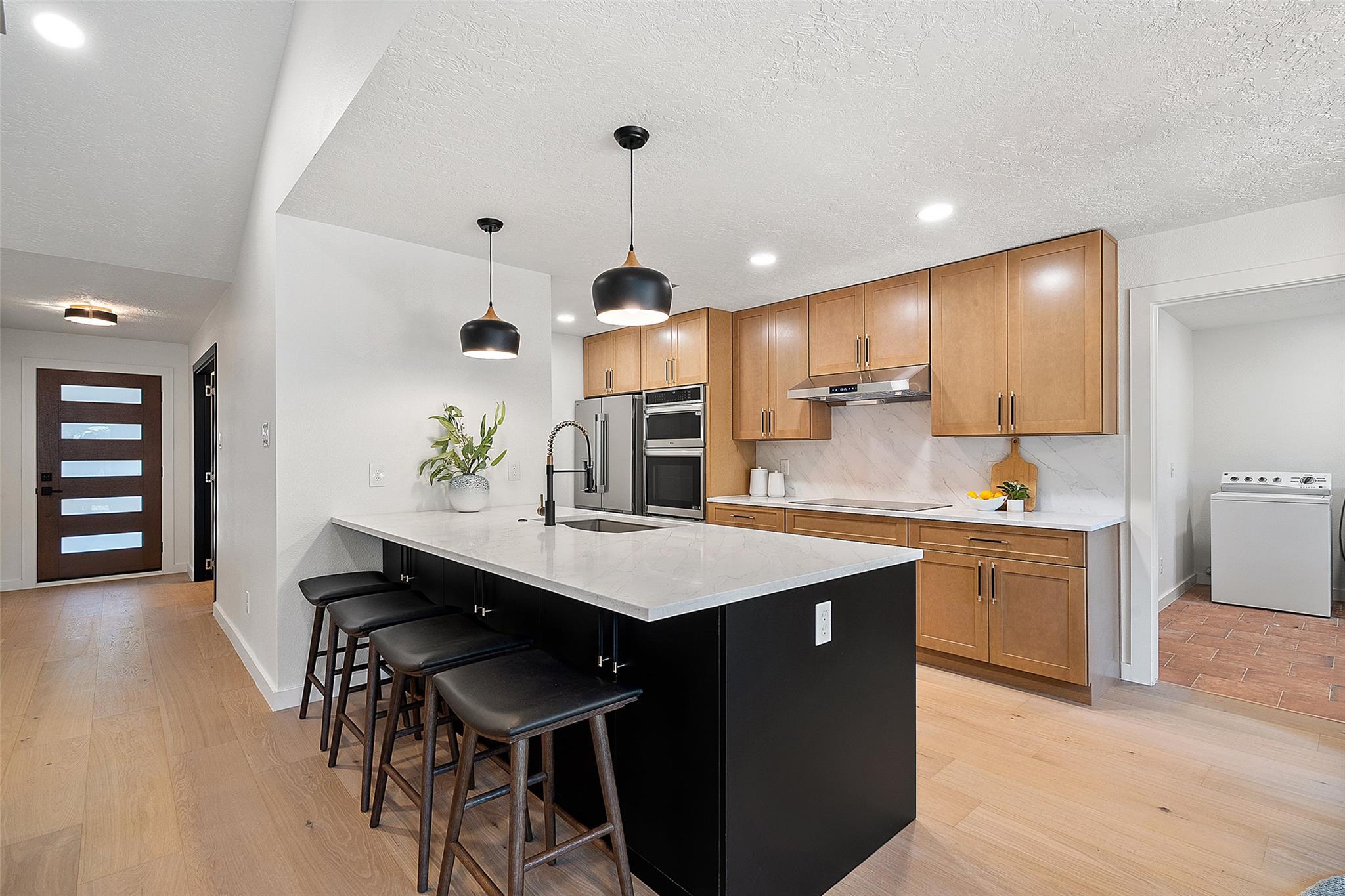 506 Explorer, Lakeway, TX 78734