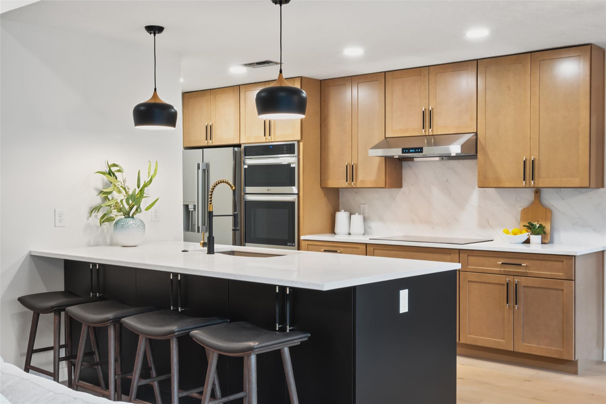 506 Explorer, Lakeway, TX 78734