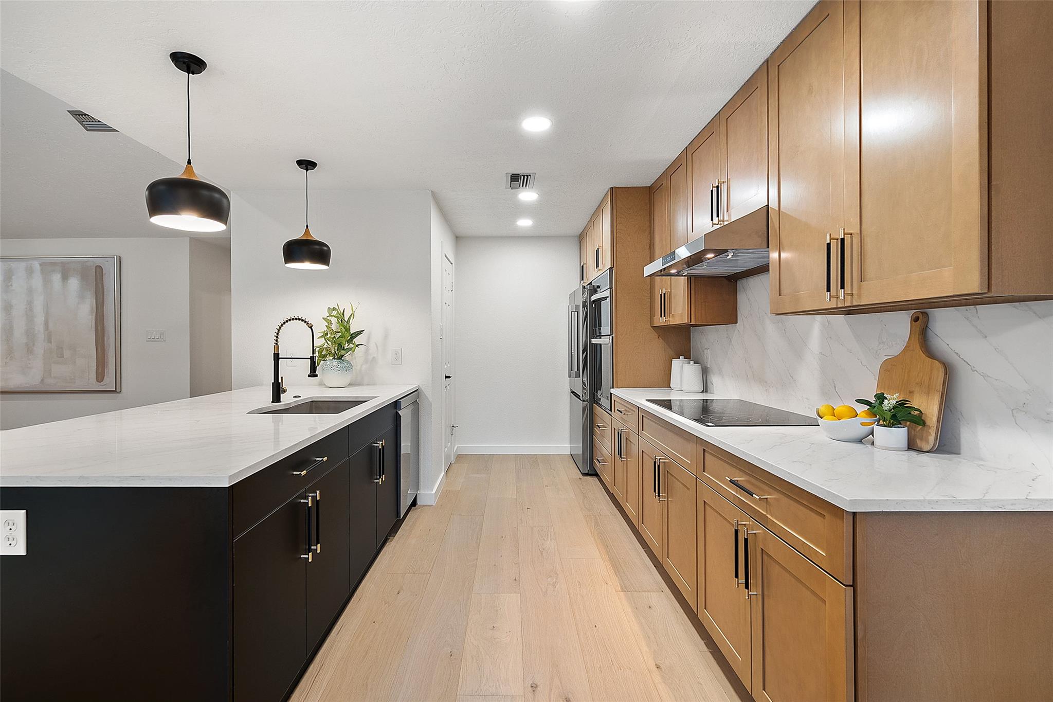 506 Explorer, Lakeway, TX 78734