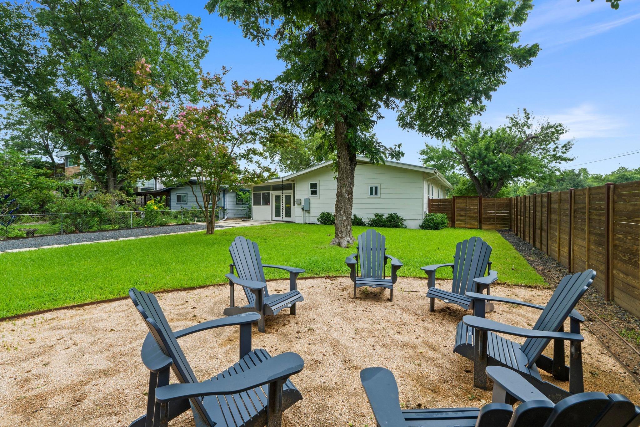 1701 Brentwood St, Austin, TX 78757