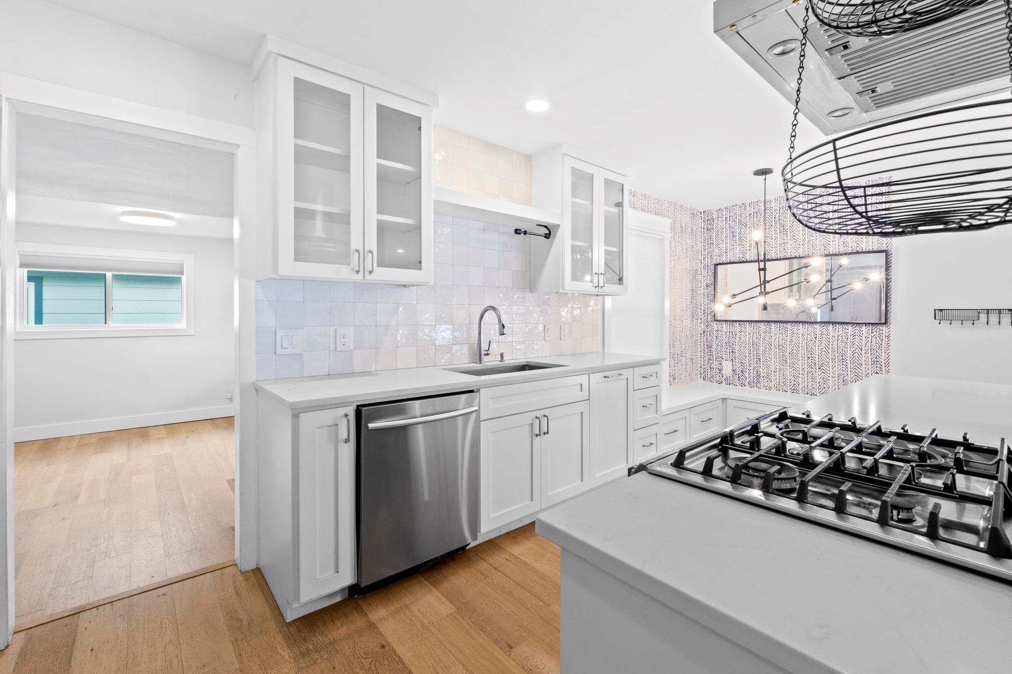 1701 Brentwood St, Austin, TX 78757