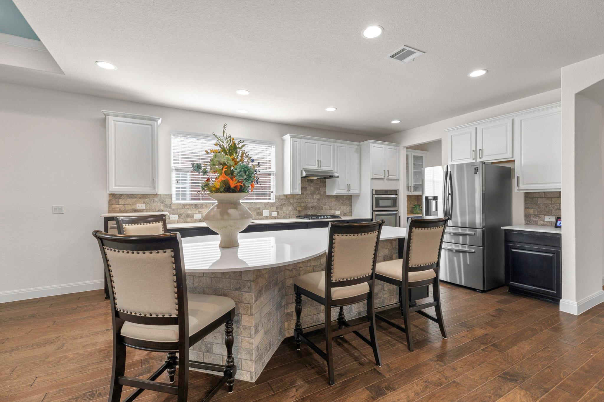 706 Kite Ridge St, Georgetown, TX 78633