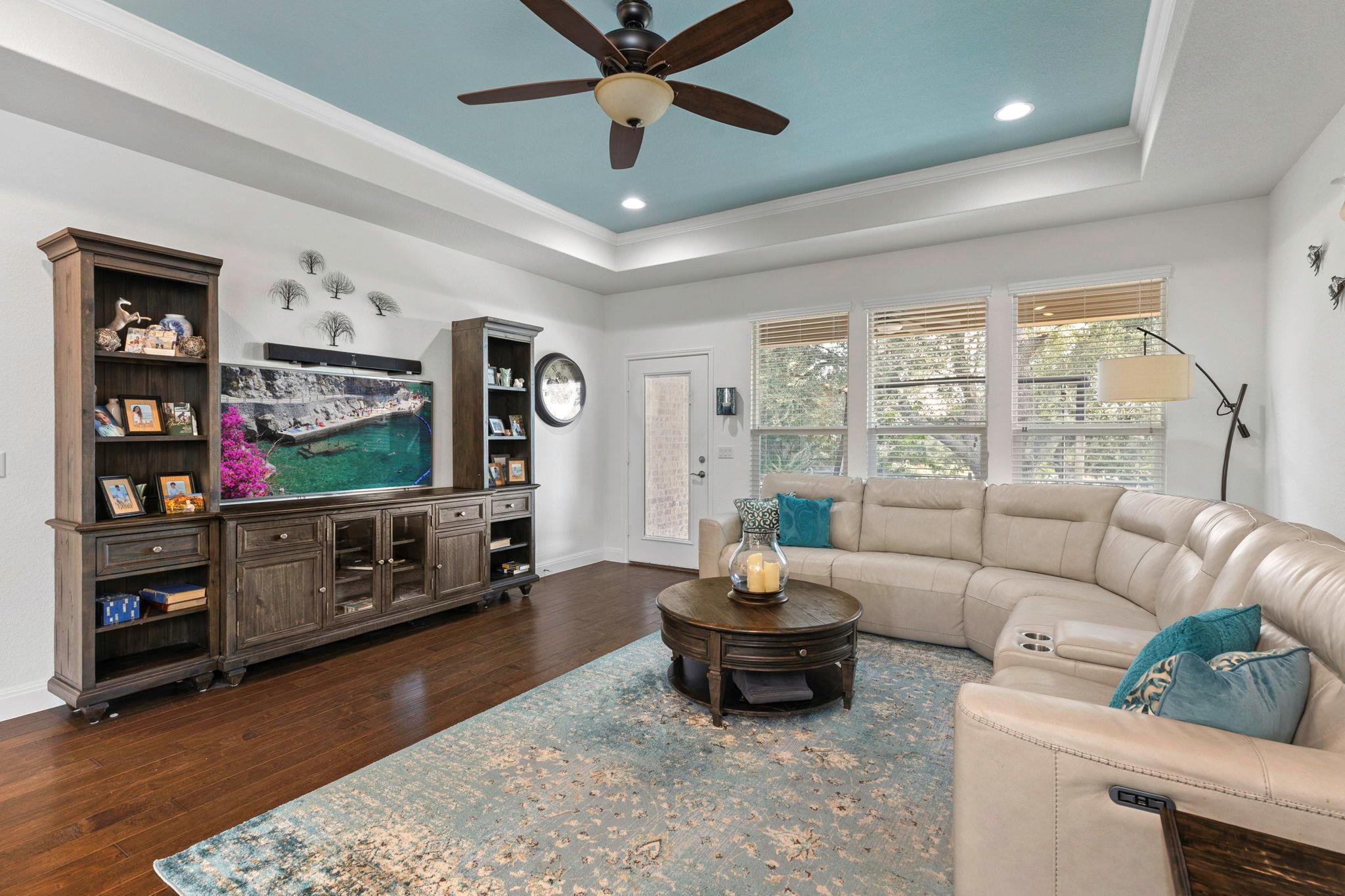 706 Kite Ridge St, Georgetown, TX 78633