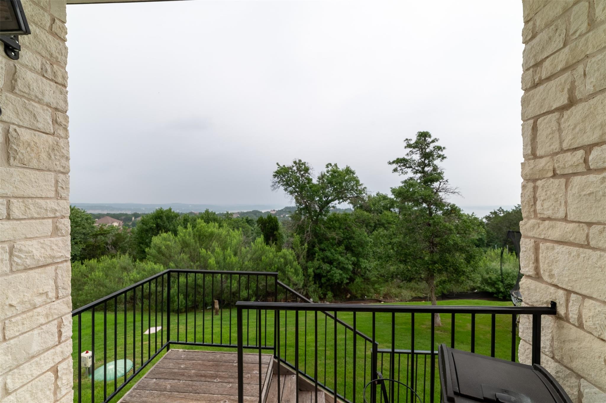 2400 Sunset Vista Cir # 39, Spicewood, TX 78669