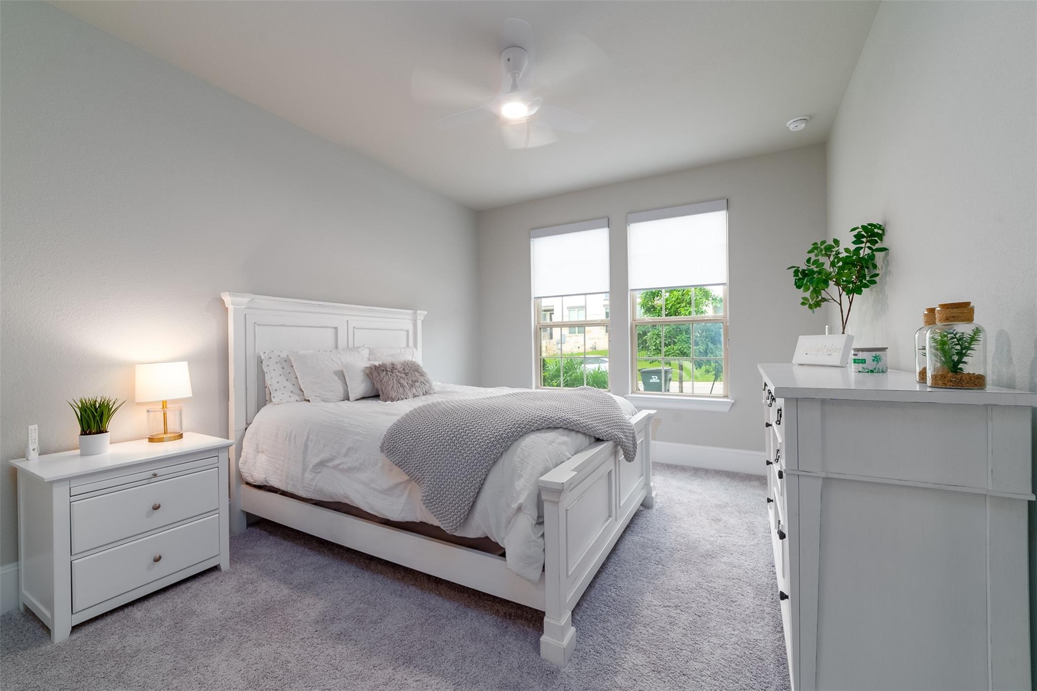 2400 Sunset Vista Cir # 39, Spicewood, TX 78669
