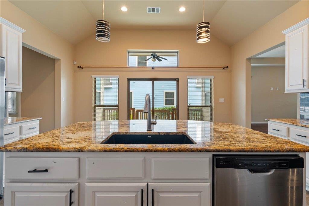 121 Greene, Kyle, TX 78640