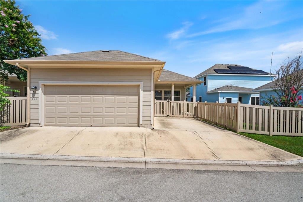 121 Greene, Kyle, TX 78640