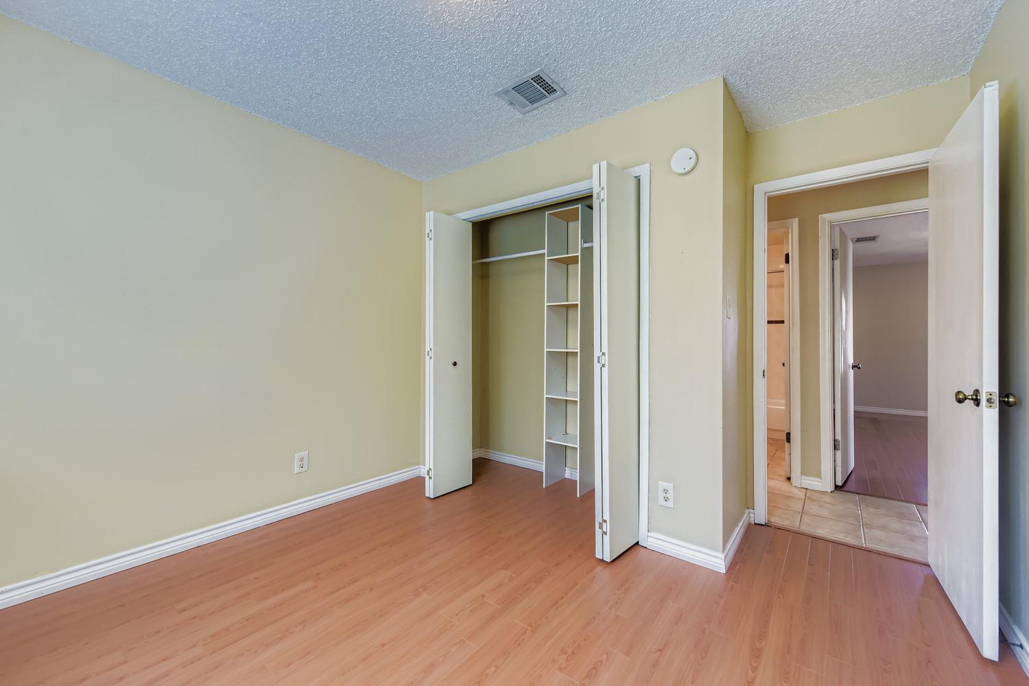 7901 Croftwood Dr, Austin, TX 78749