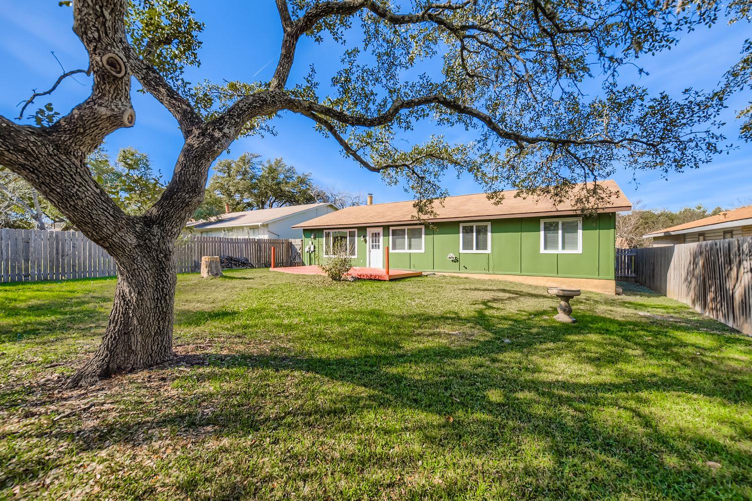 7901 Croftwood Dr, Austin, TX 78749