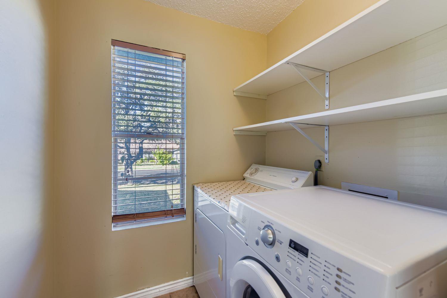 7901 Croftwood Dr, Austin, TX 78749