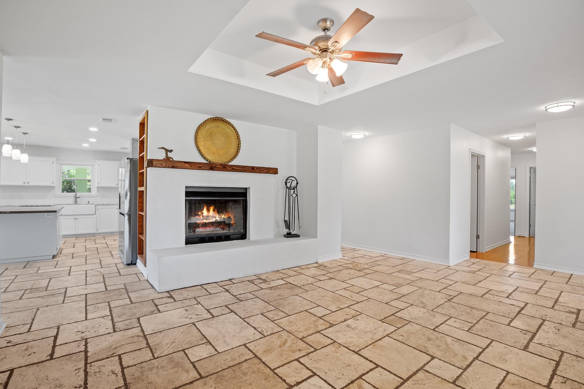 110 Live Oak Ln, Kerrville, TX 78028