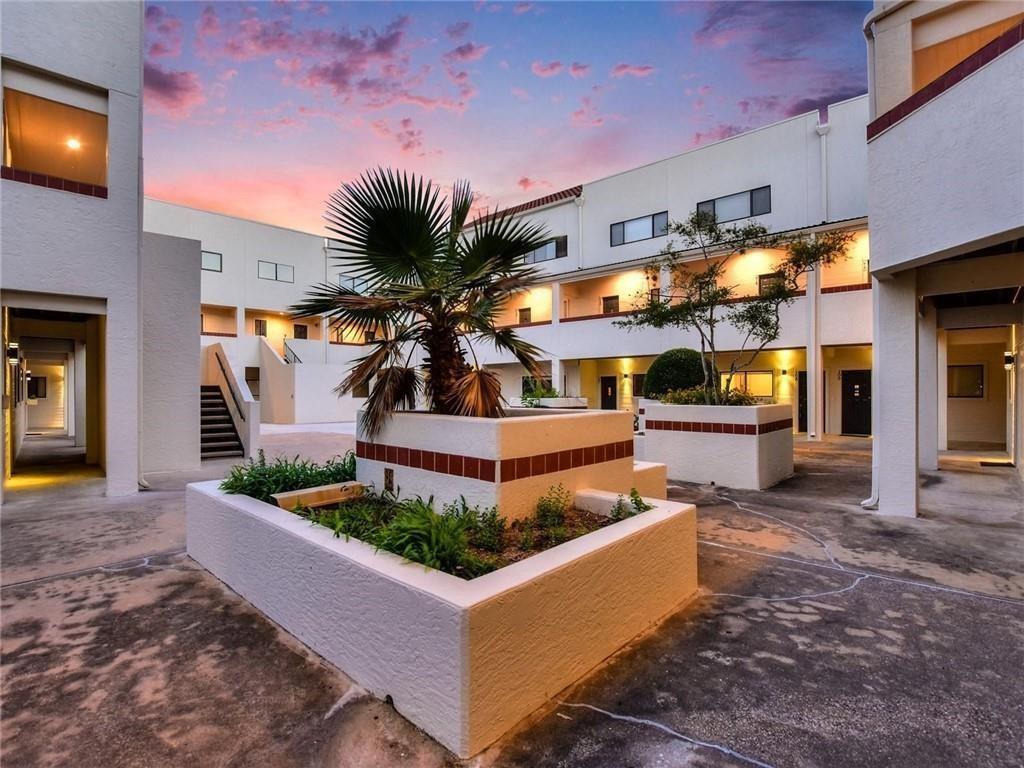 2605 Enfield Rd # 109, Austin, TX 78703