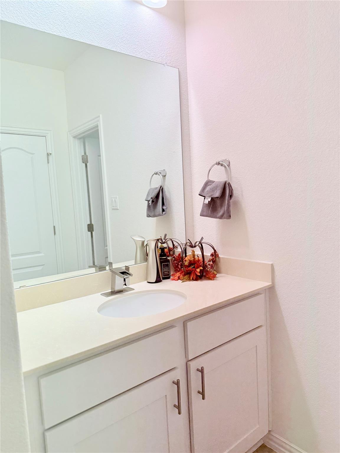 1336 Morning View Rd, Georgetown, TX 78628