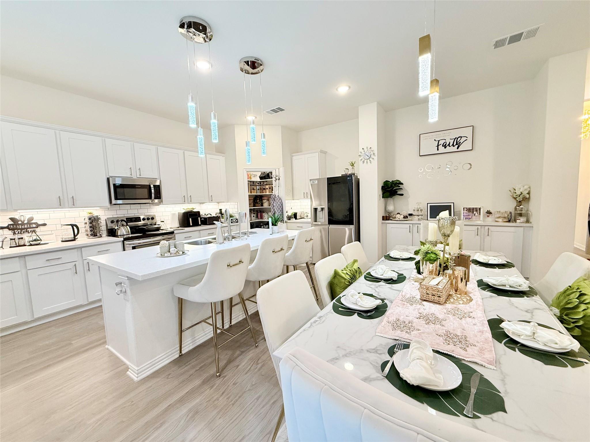 1336 Morning View Rd, Georgetown, TX 78628