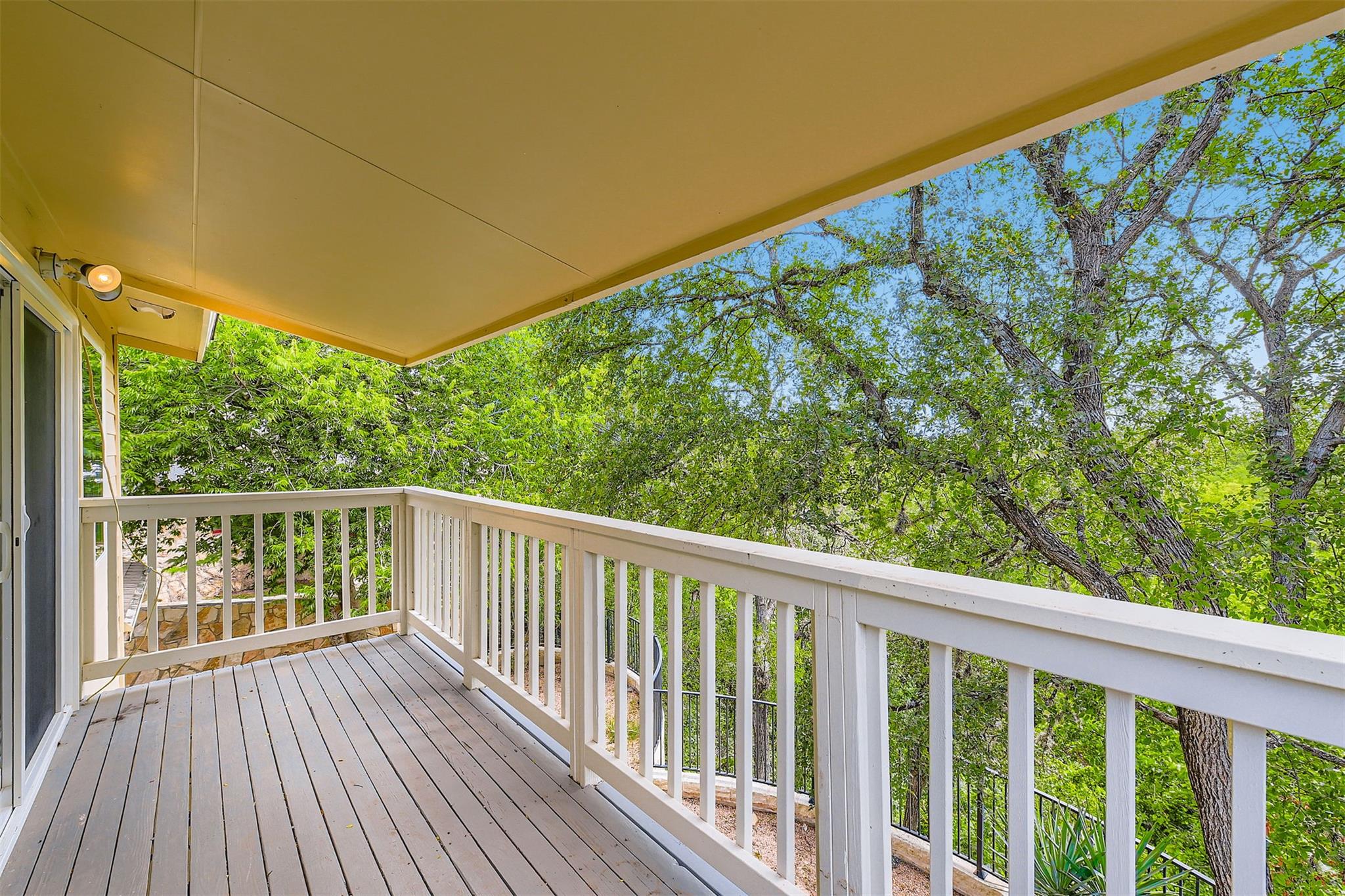 1901 Cresthaven Dr, Austin, TX 78704