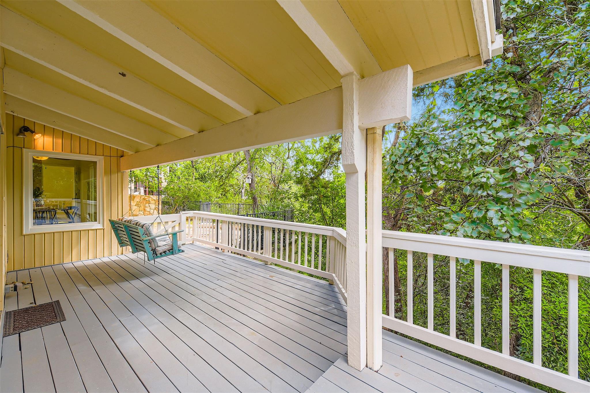 1901 Cresthaven Dr, Austin, TX 78704