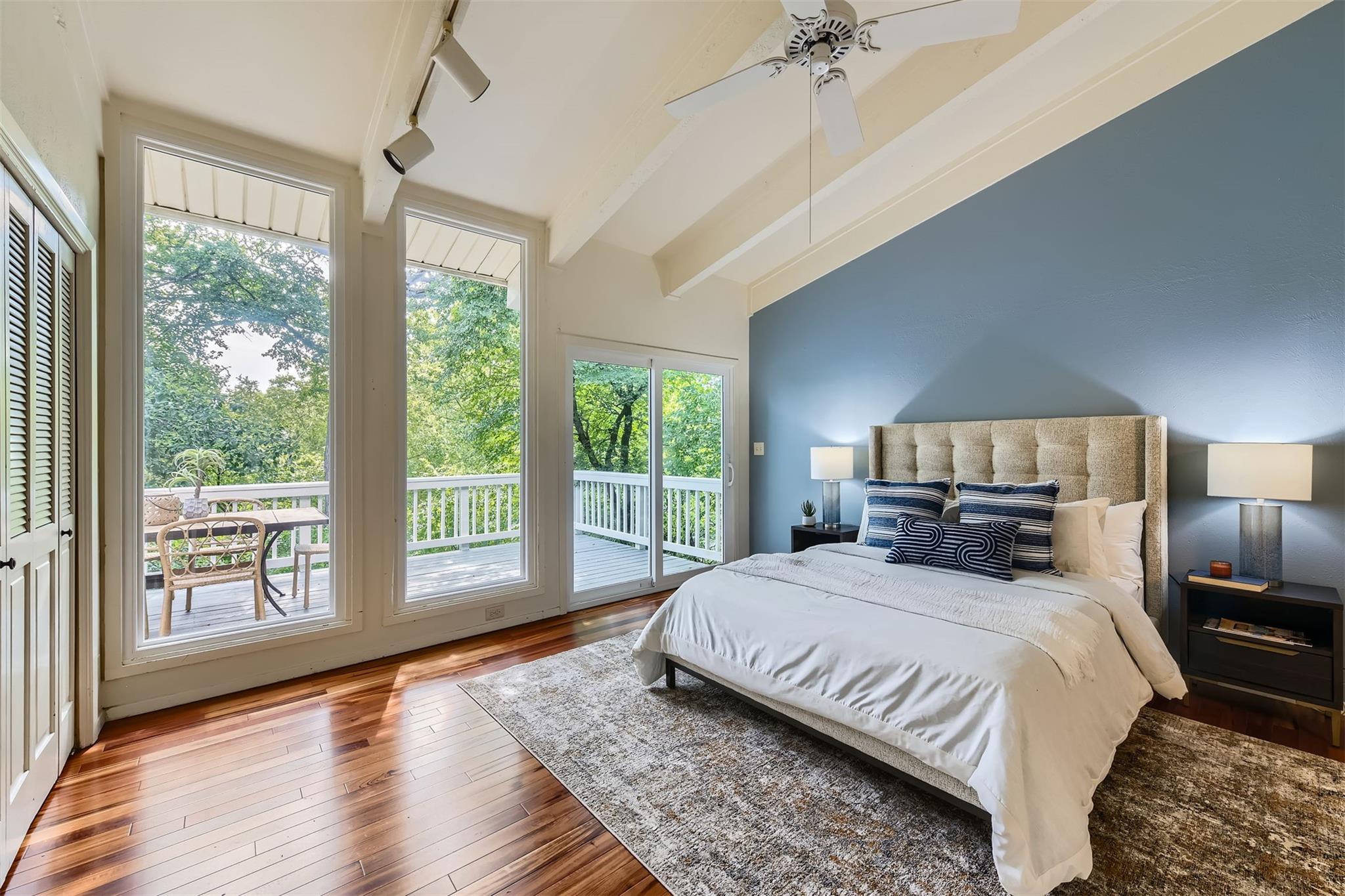 1901 Cresthaven Dr, Austin, TX 78704