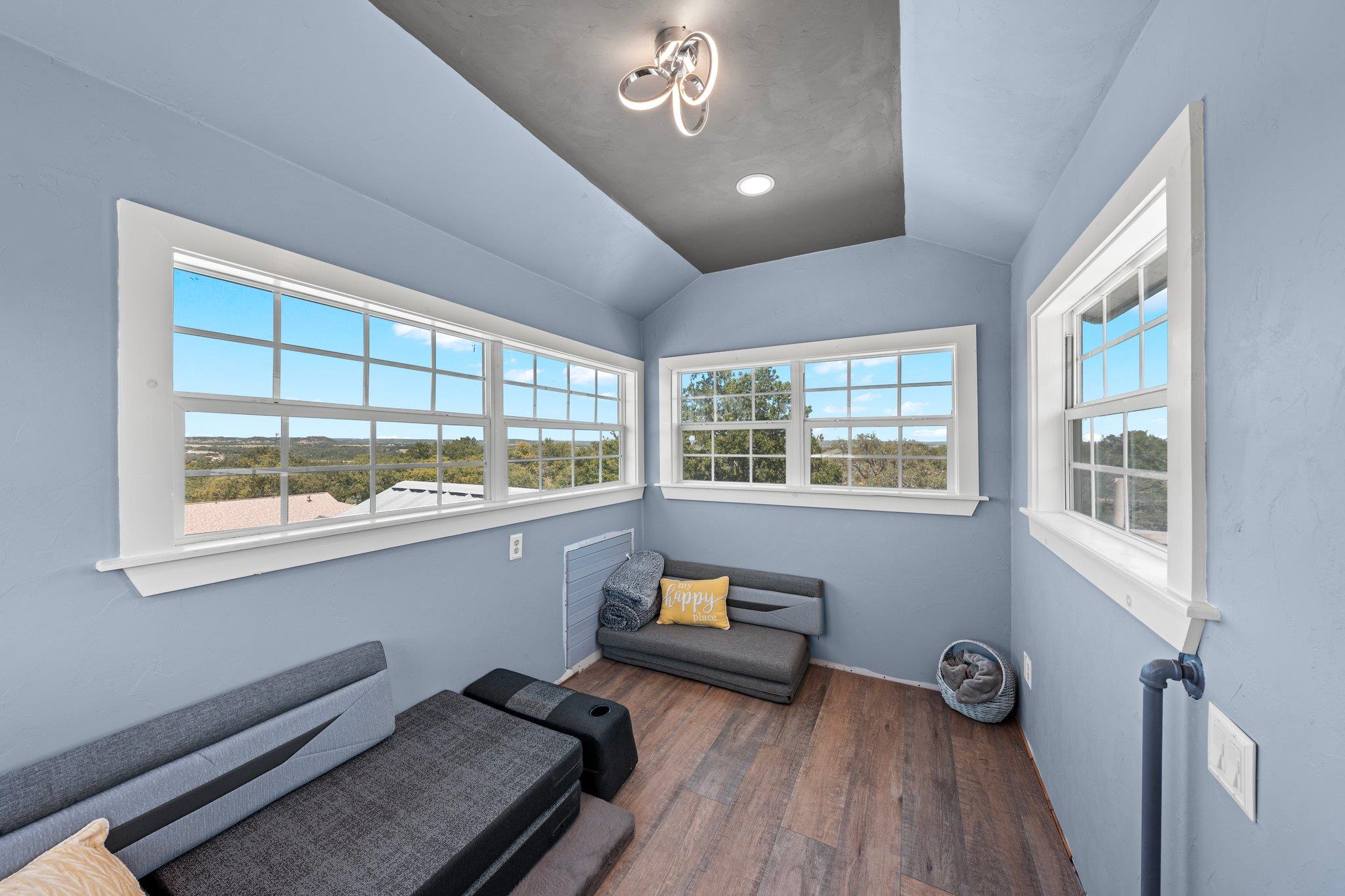 362 Oak Haven Rd, Fredericksburg, TX 78624