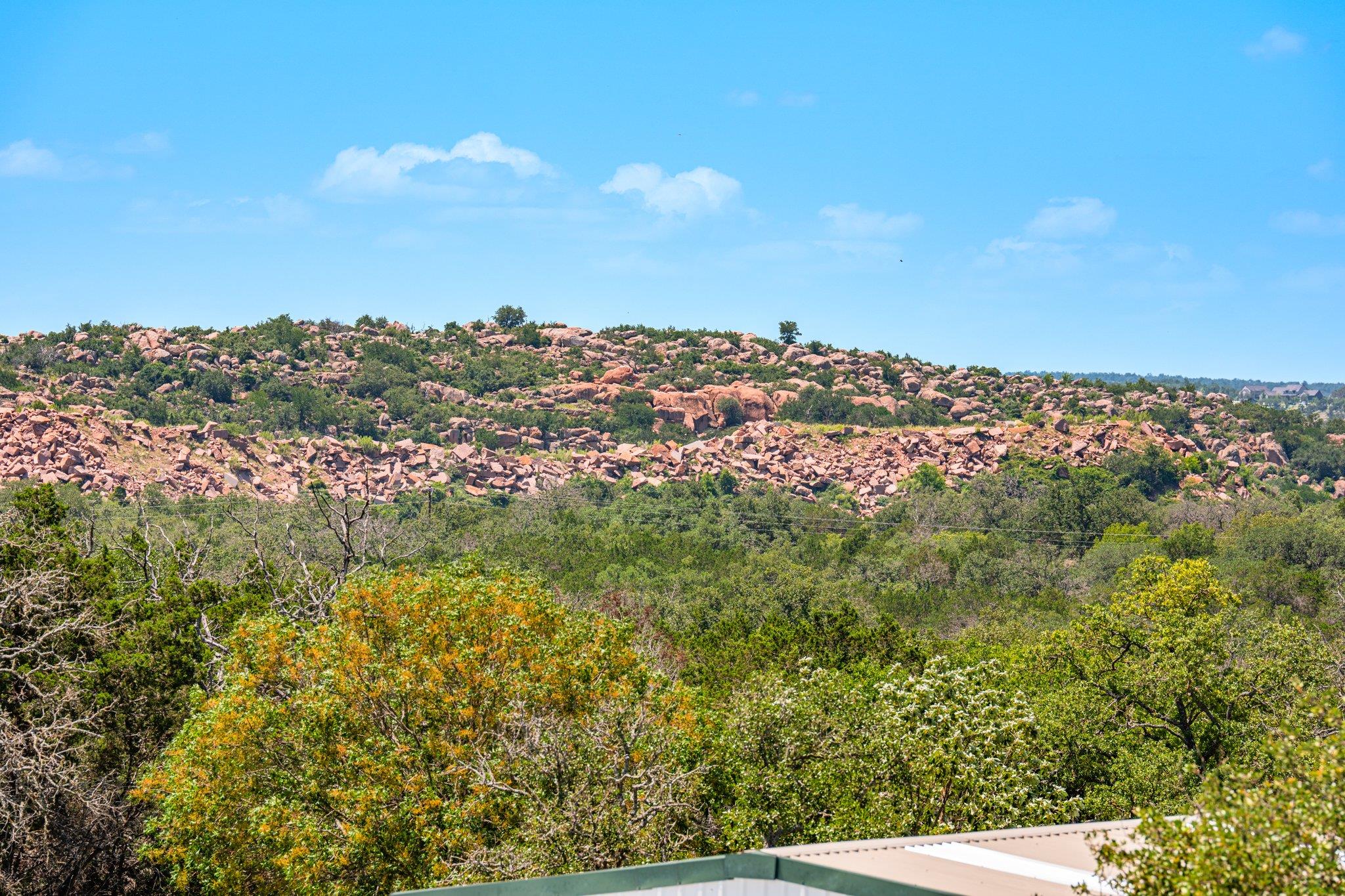 362 Oak Haven Rd, Fredericksburg, TX 78624