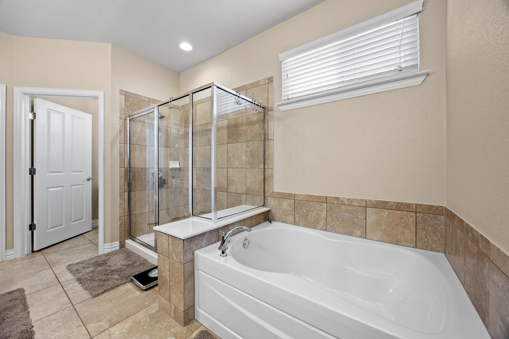 304 Pipe Creek Ln, Georgetown, TX 78633