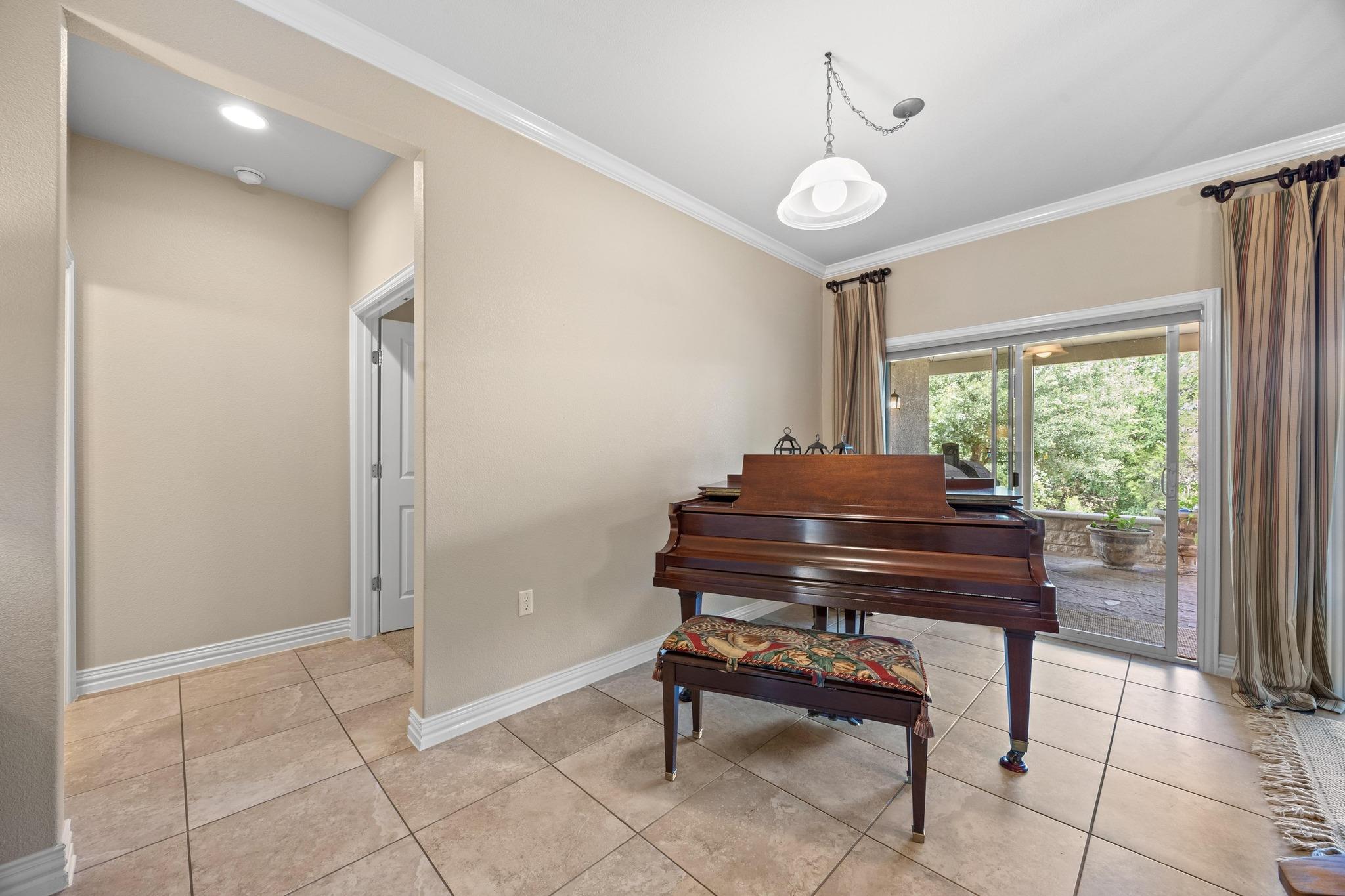 304 Pipe Creek Ln, Georgetown, TX 78633