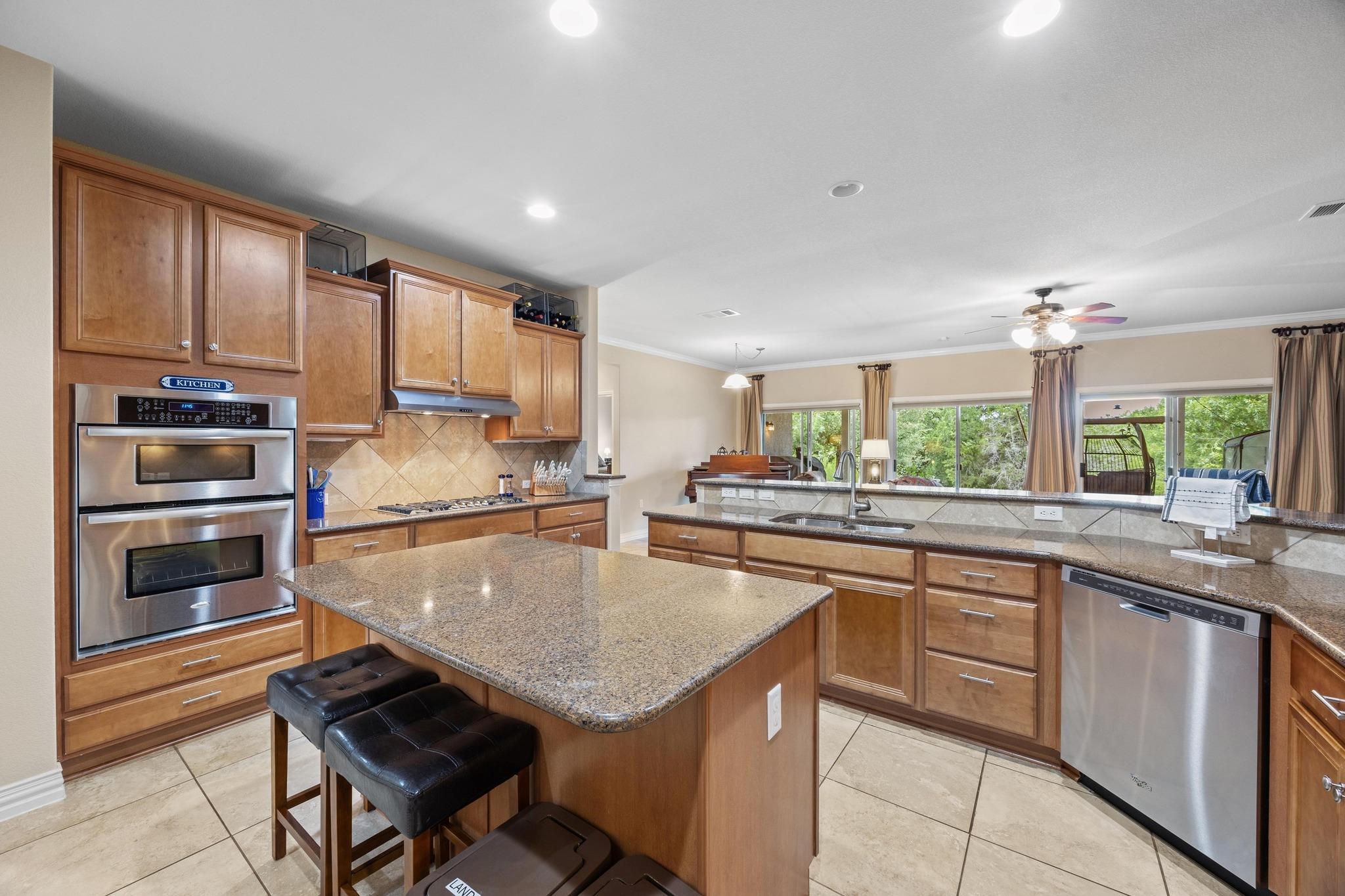304 Pipe Creek Ln, Georgetown, TX 78633