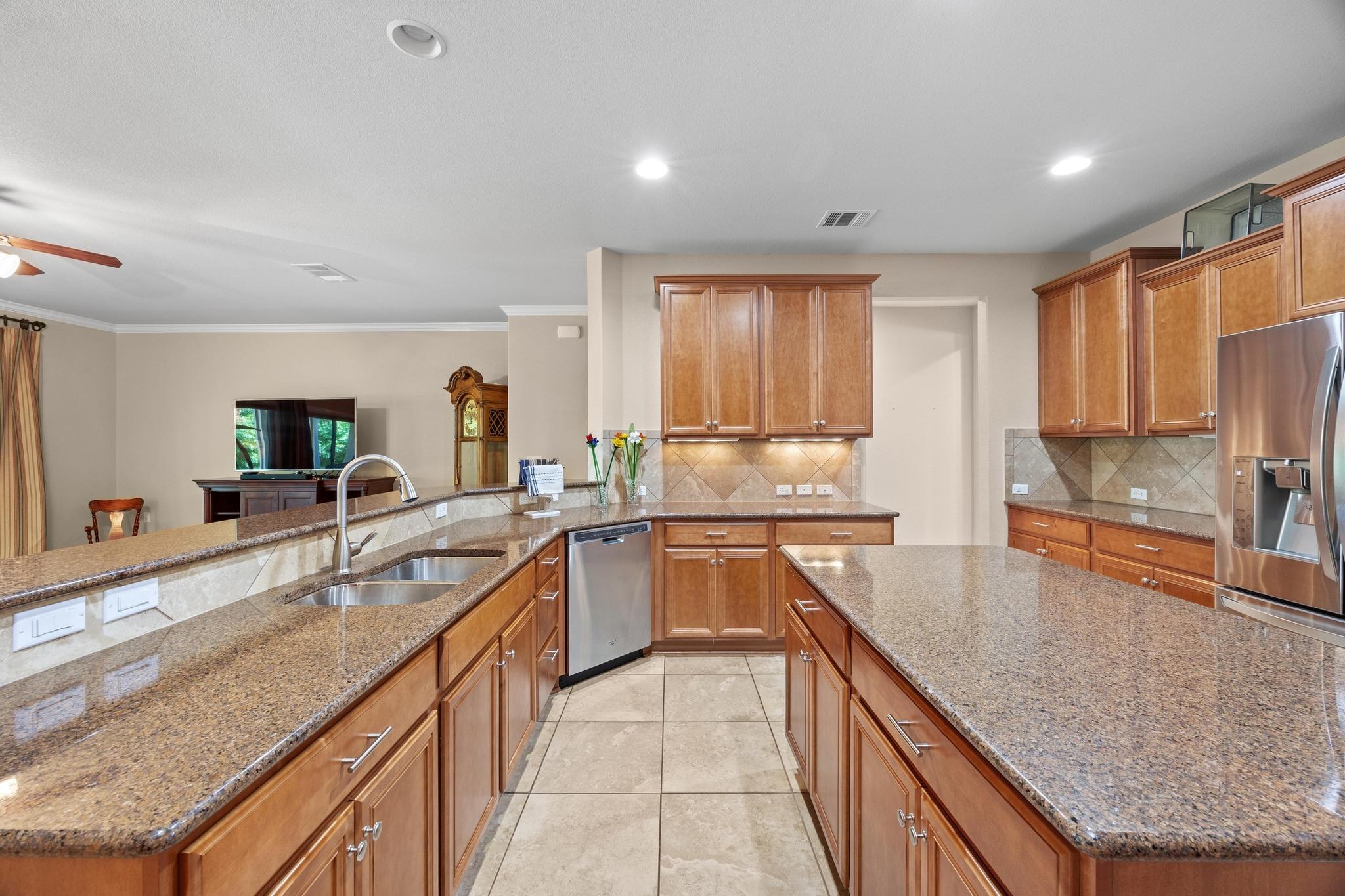 304 Pipe Creek Ln, Georgetown, TX 78633