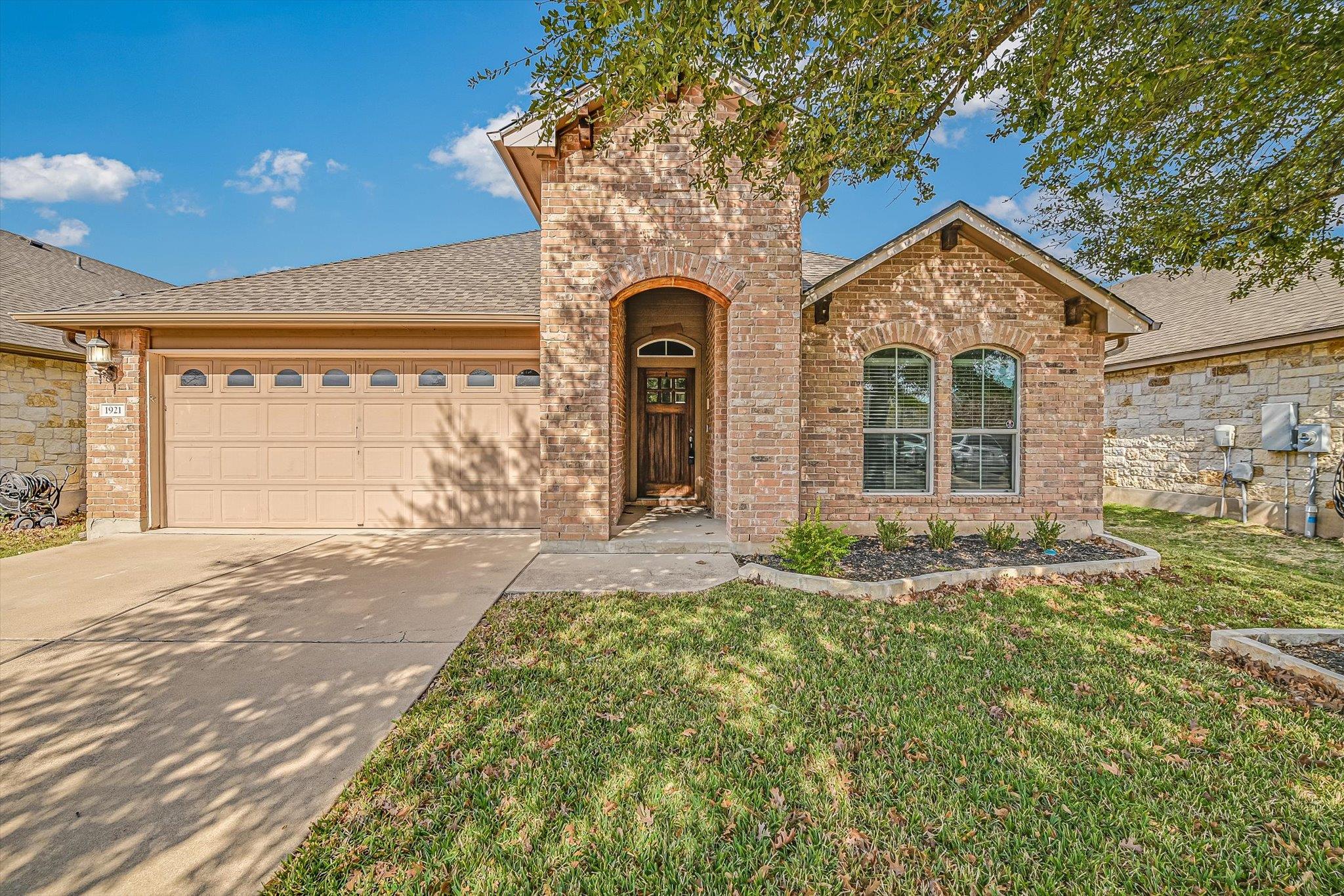 1921 Conn Creek Rd, Cedar Park, TX 78613