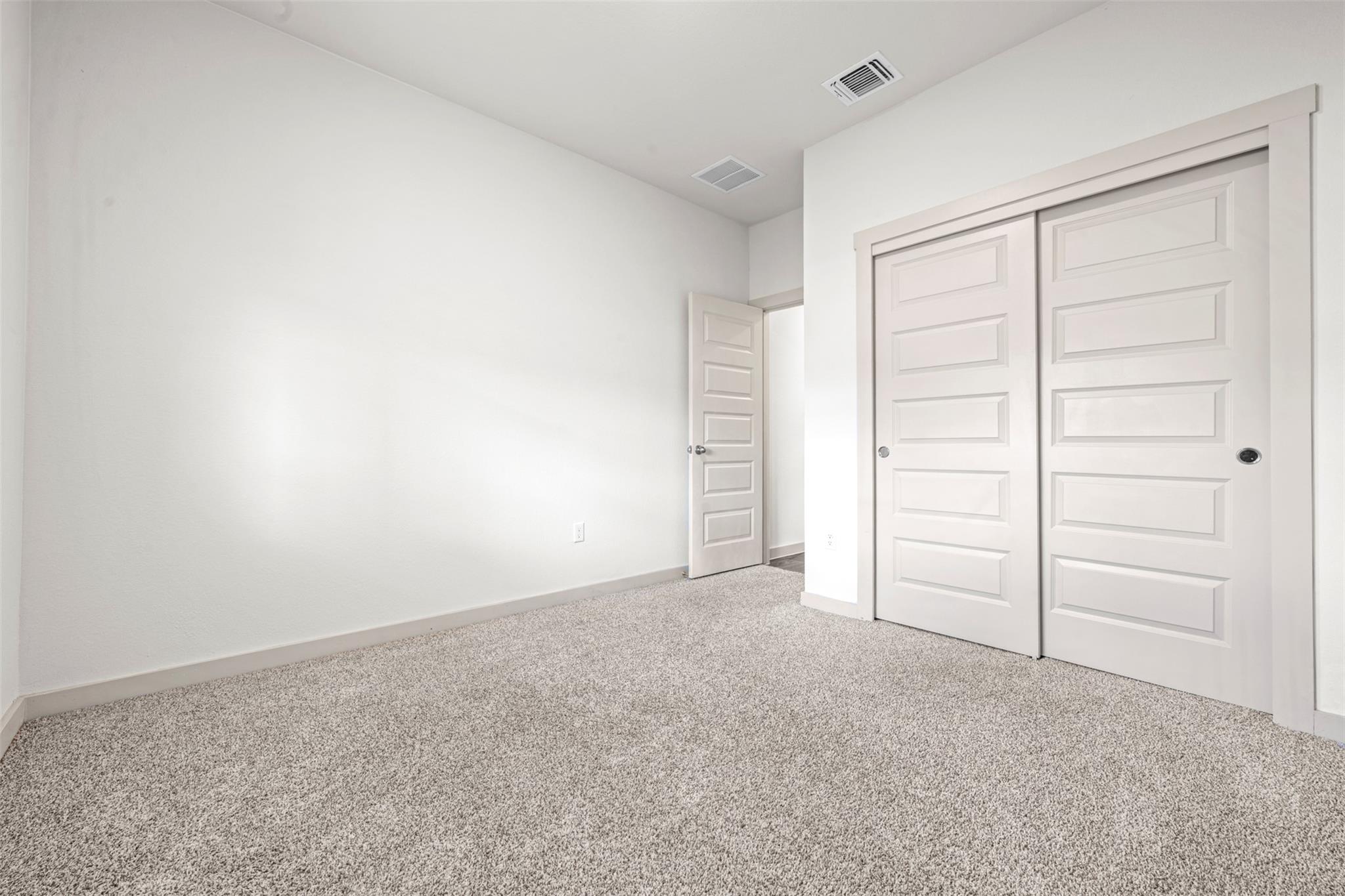 627 Concho River Dr, Hutto, TX 78634