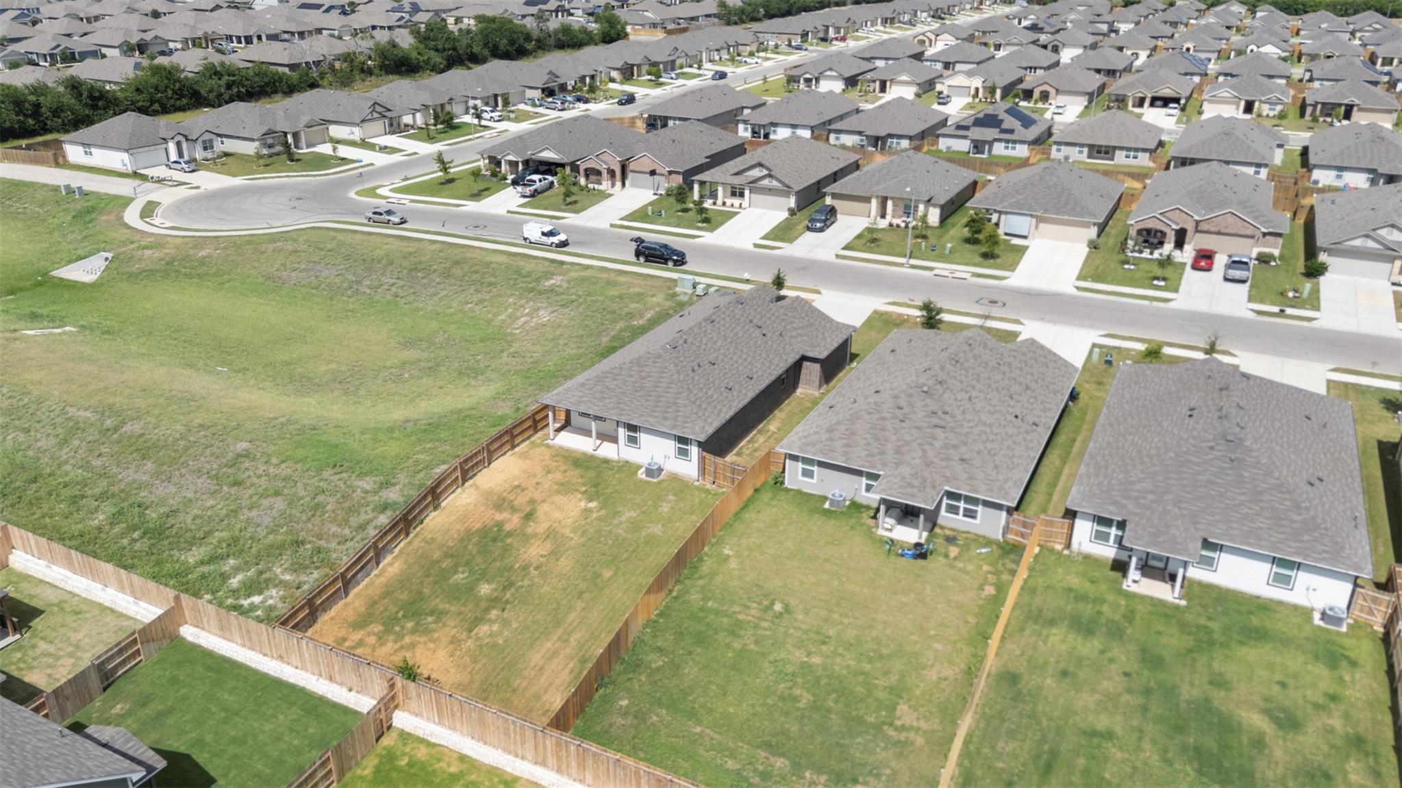 627 Concho River Dr, Hutto, TX 78634