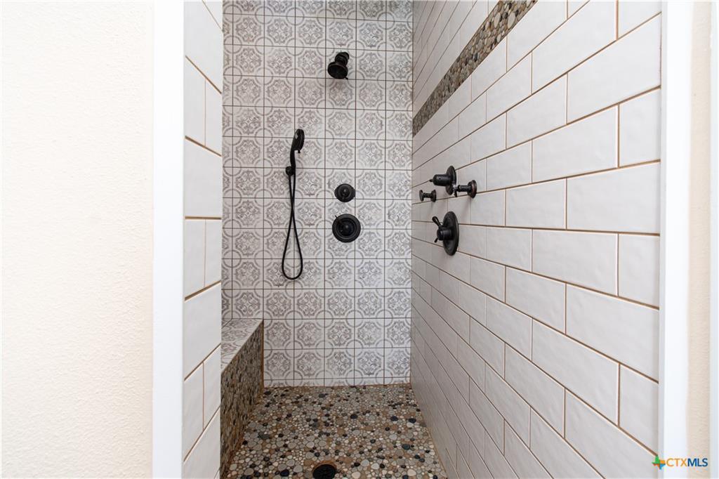 4360 Flint Oak Dr, Belton, TX 76513