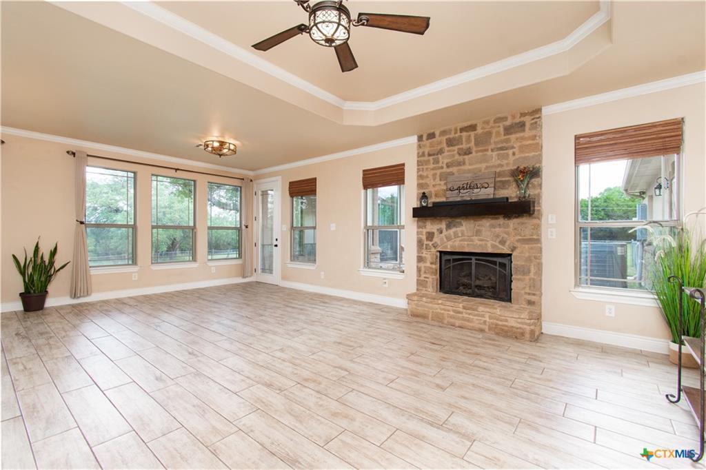 4360 Flint Oak Dr, Belton, TX 76513