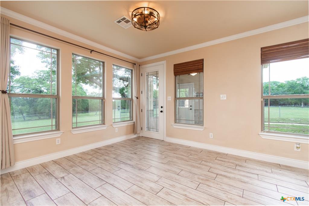 4360 Flint Oak Dr, Belton, TX 76513