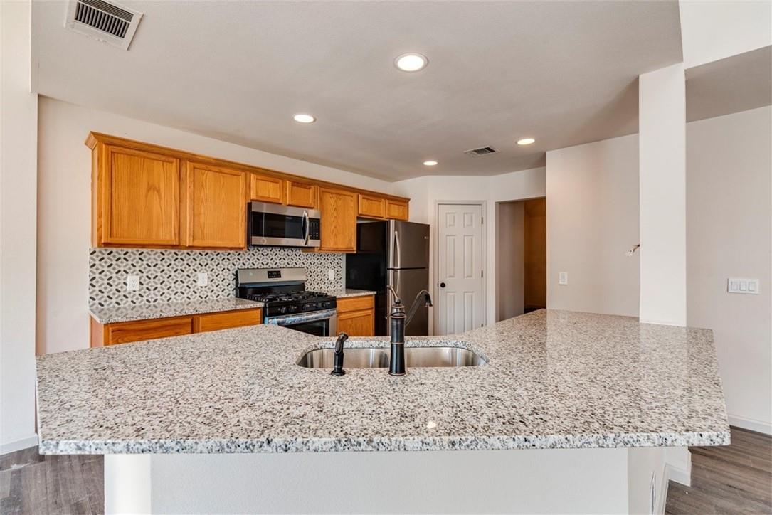 150 Bailey Loop, Kyle, TX 78640