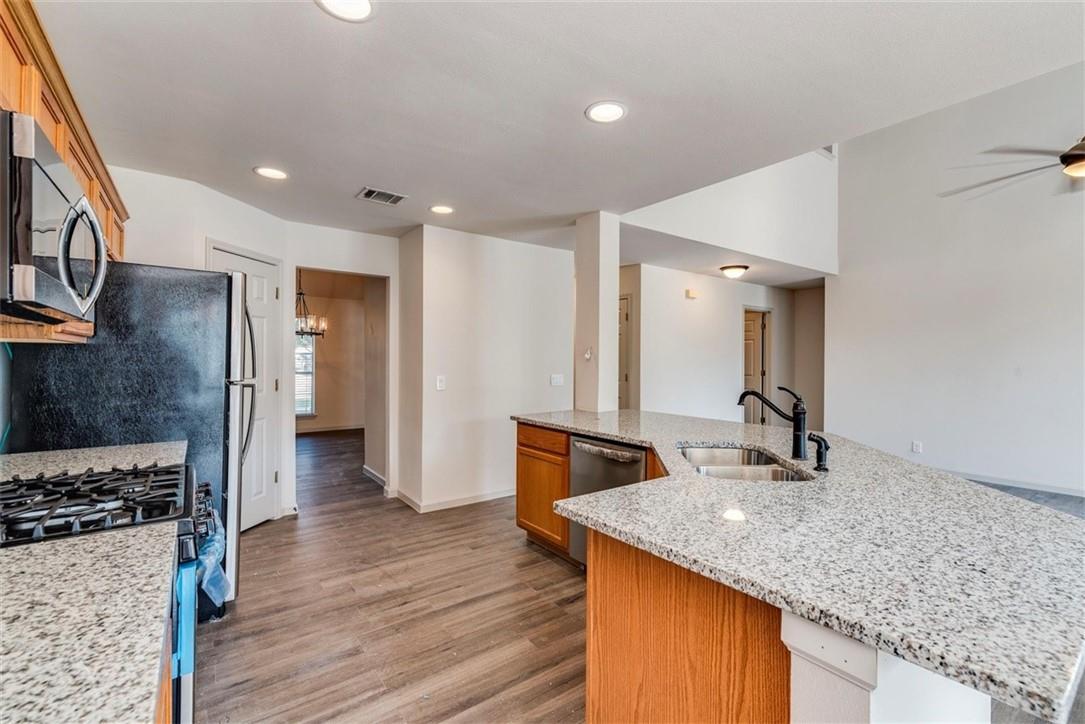 150 Bailey Loop, Kyle, TX 78640