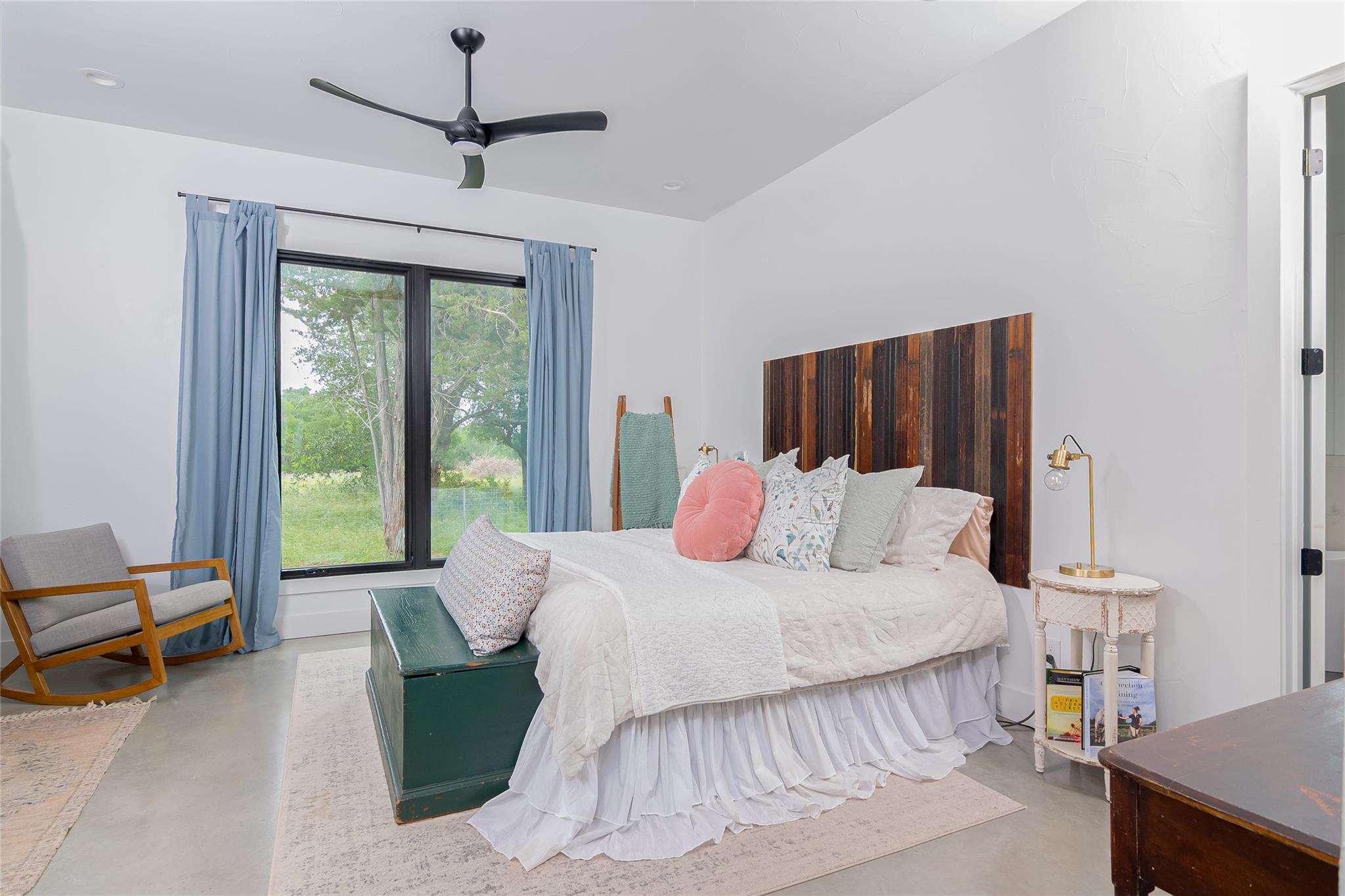 4188 FM 20, Seguin, TX 78155