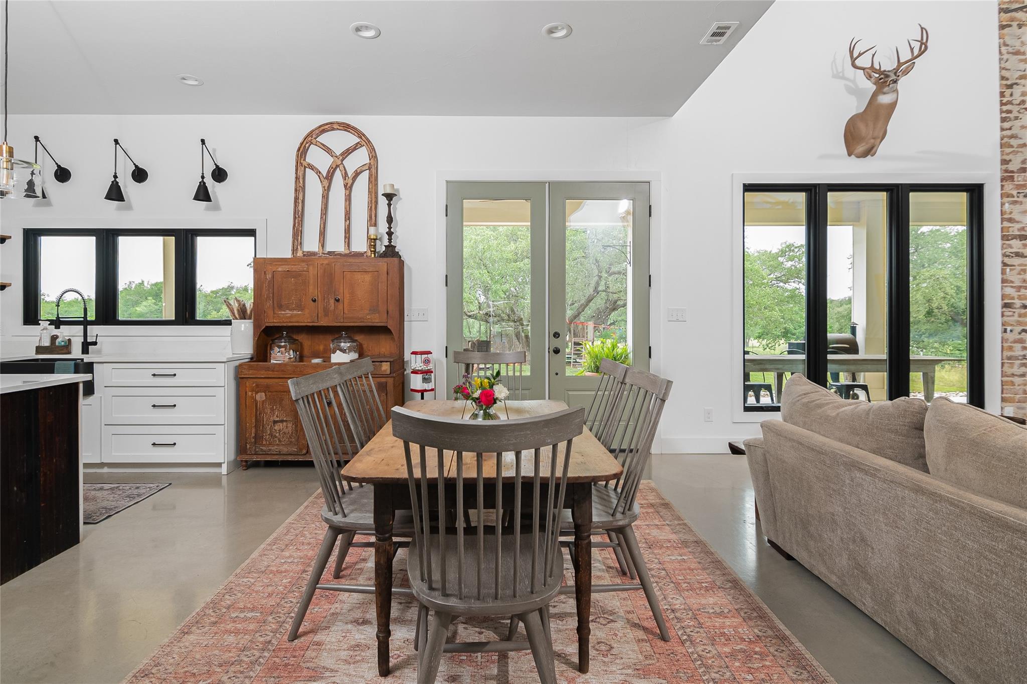 4188 FM 20, Seguin, TX 78155