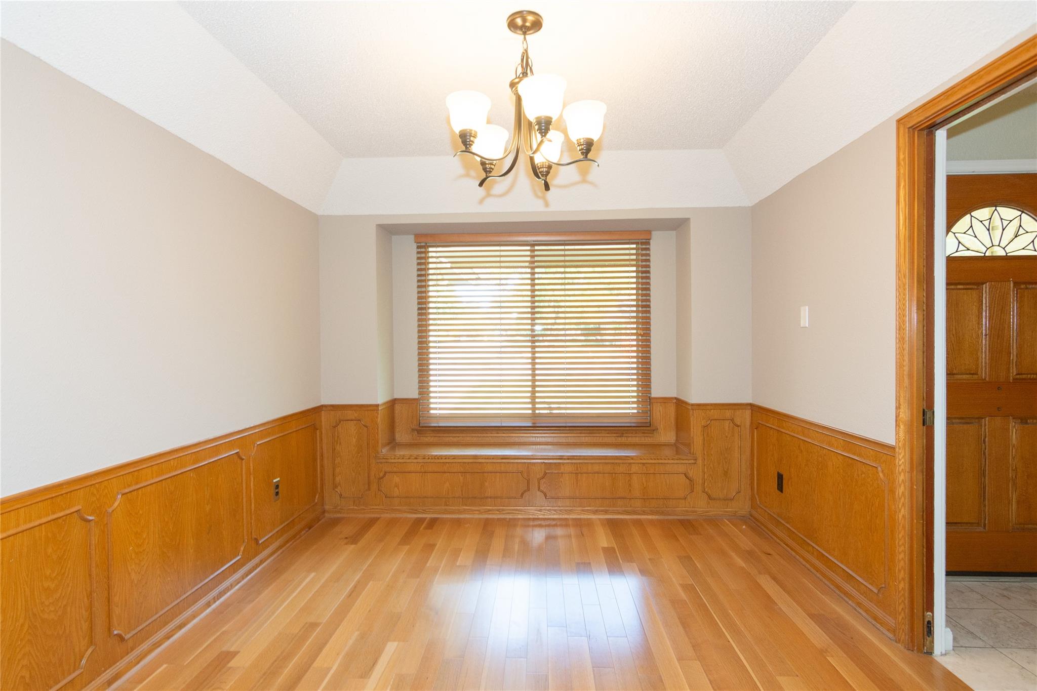 1908 Creekview Dr, Round Rock, TX 78681