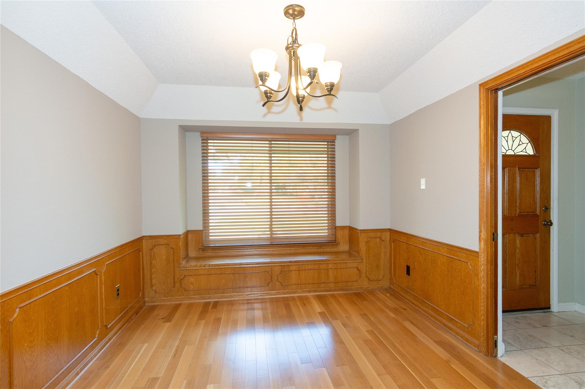 1908 Creekview Dr, Round Rock, TX 78681