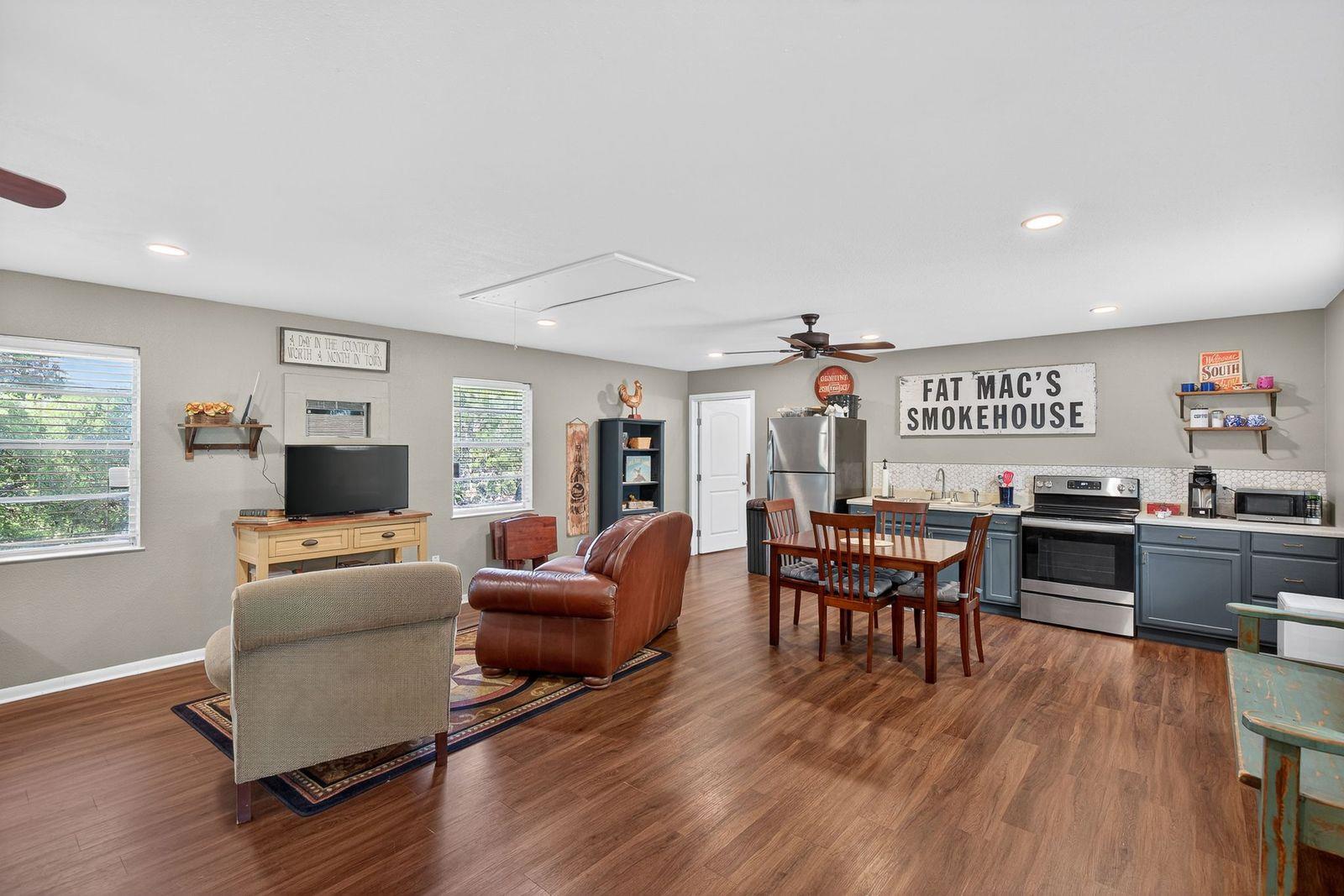 23644 Nameless Rd, Leander, TX 78641