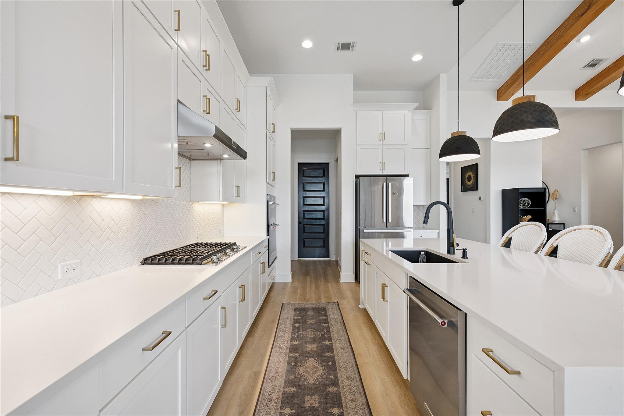 132 Mataro Cv, Dripping Springs, TX 78620