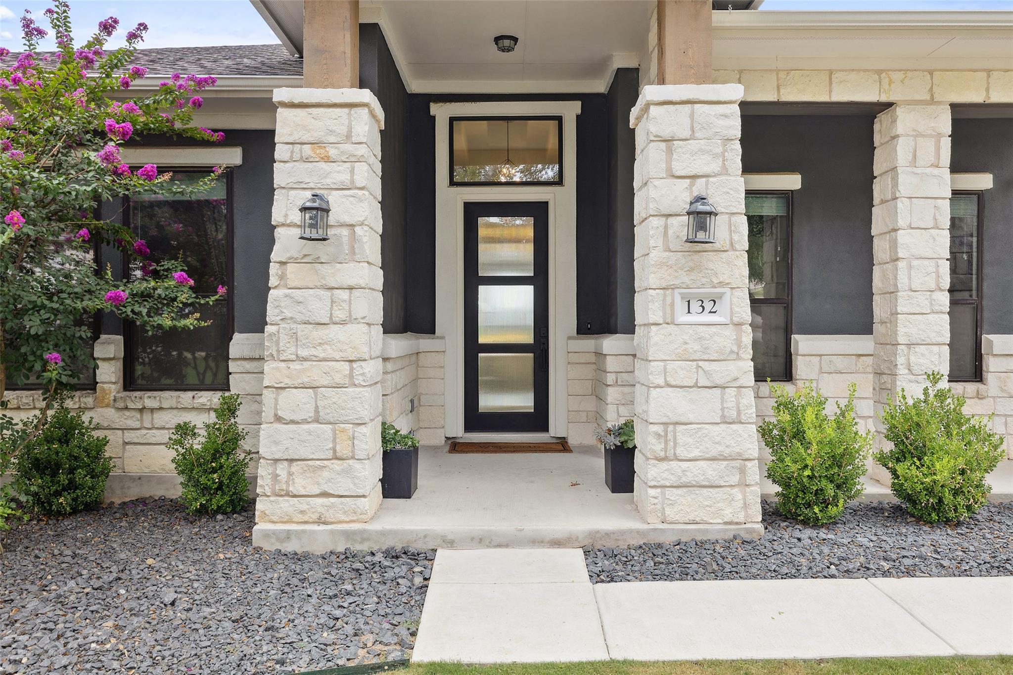 132 Mataro Cv, Dripping Springs, TX 78620