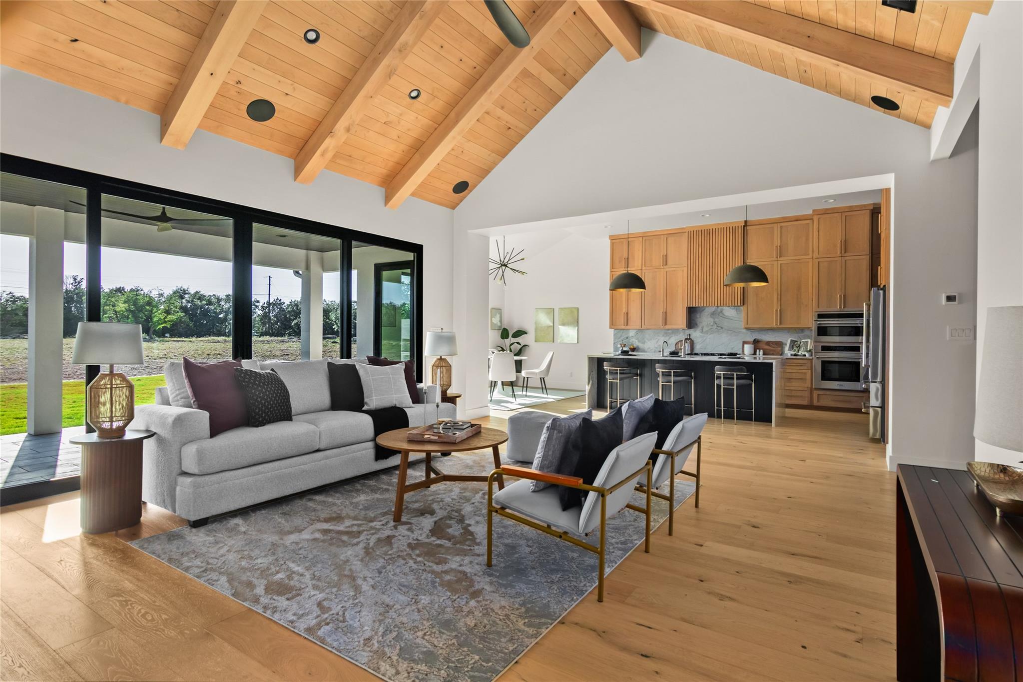 208 Stonegate Ln, Dripping Springs, TX 78620