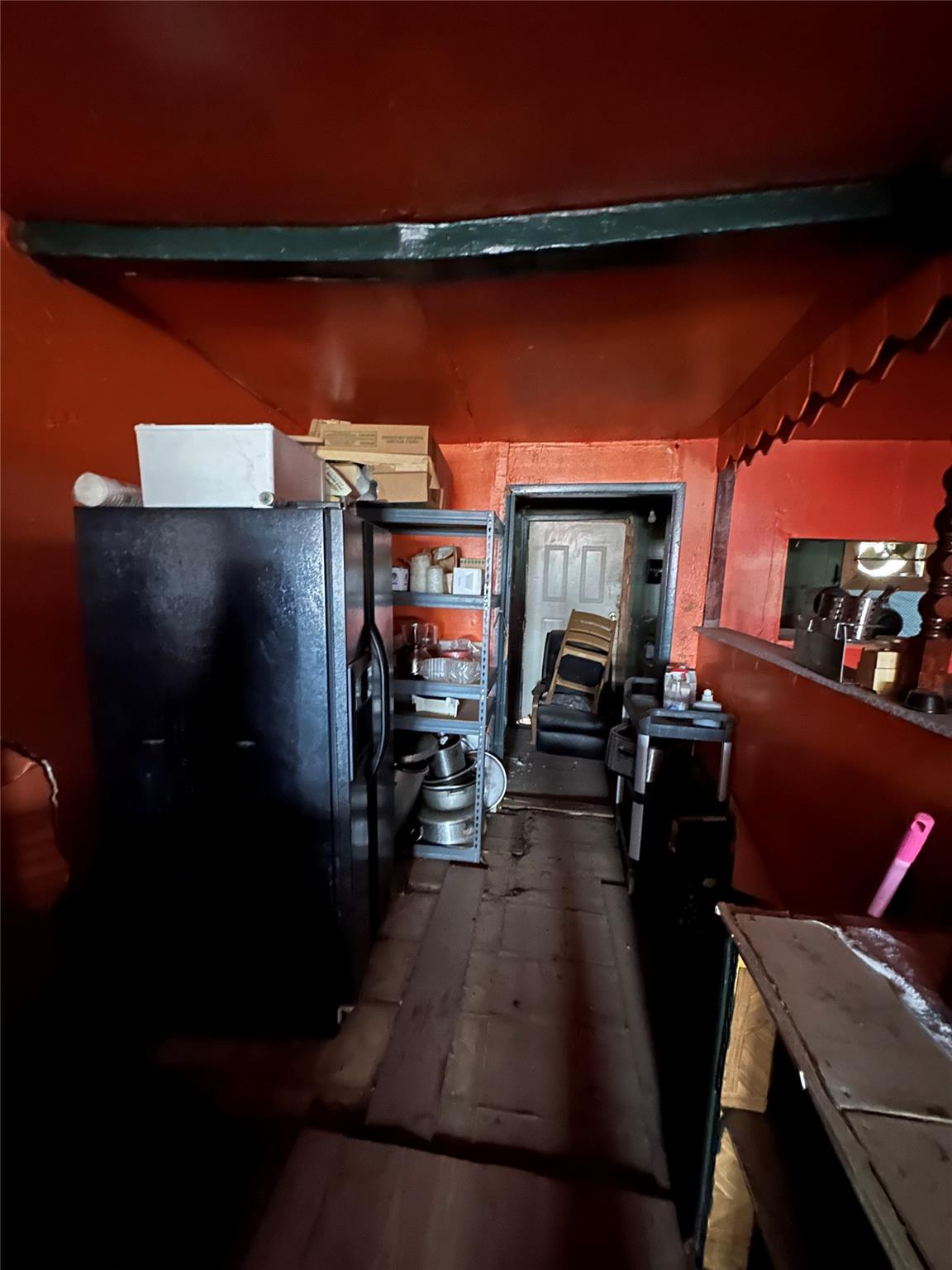 1407 Grand Ave, Big Wells, TX 78830