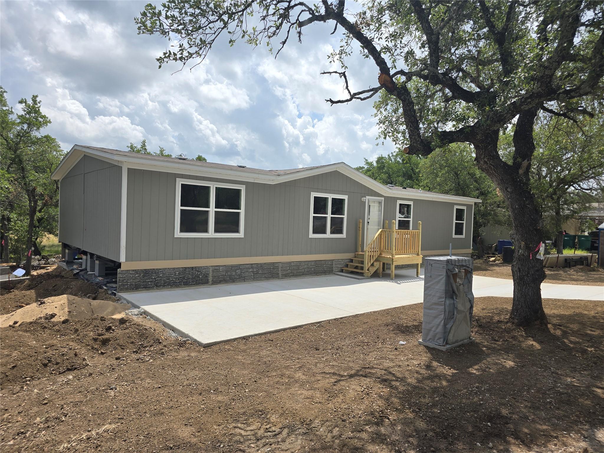 1702 Fox Foot Dr, Horseshoe Bay, TX 78657