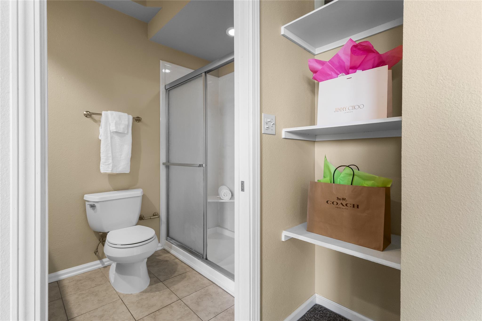 804 E Michalk St, Thorndale, TX 76577