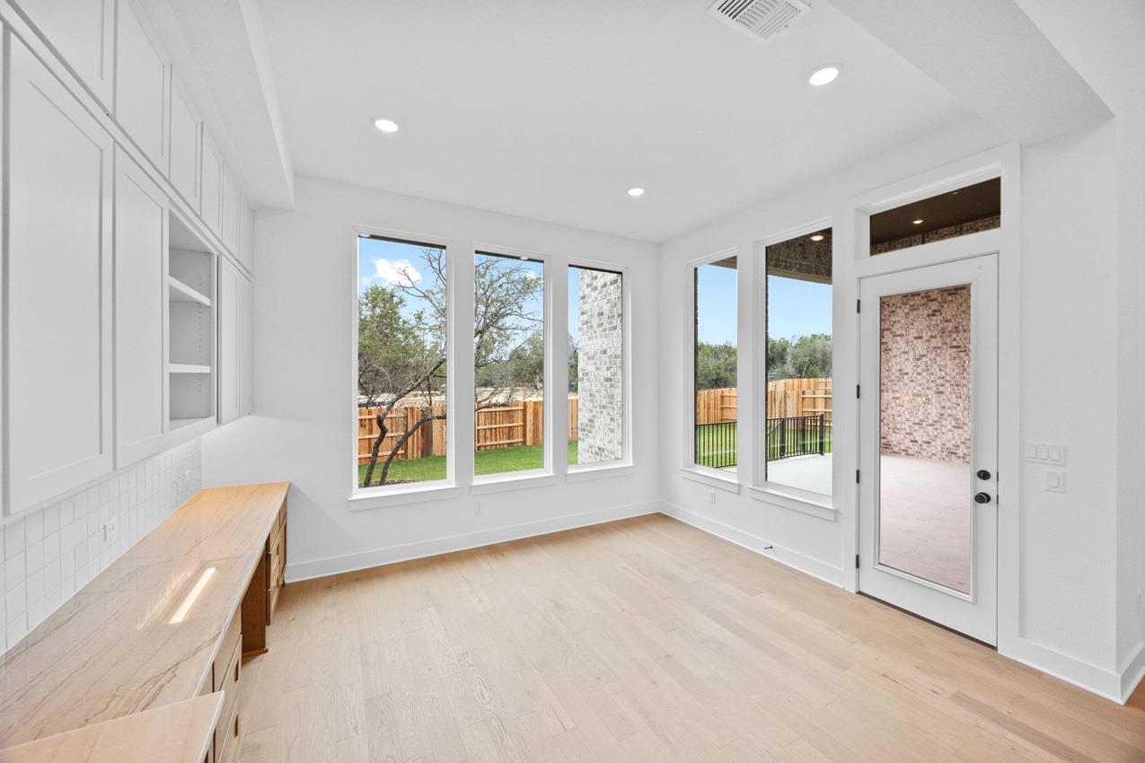 1104 Twisted Tarpley Ln, Georgetown, TX 78628