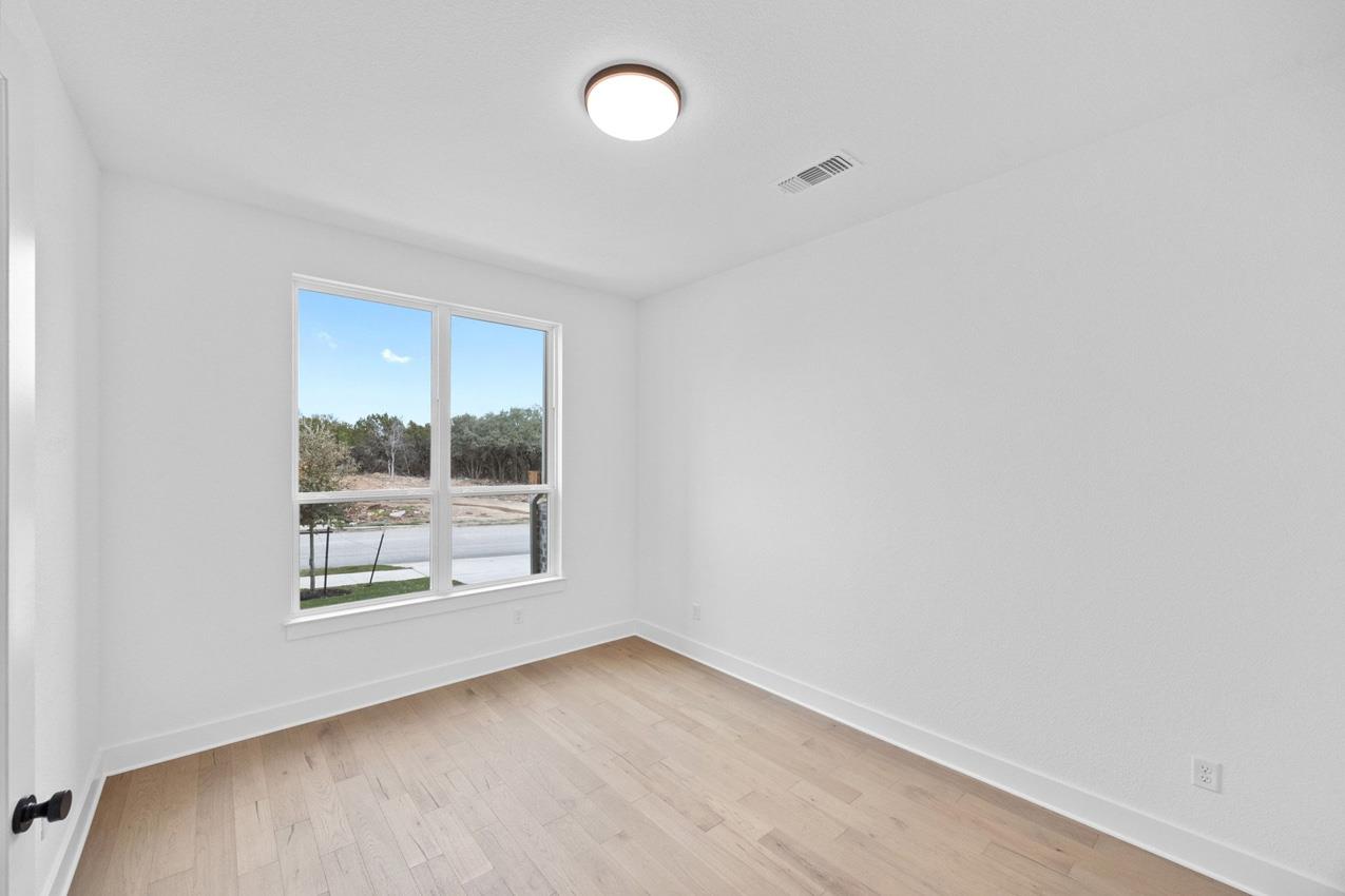 1104 Twisted Tarpley Ln, Georgetown, TX 78628