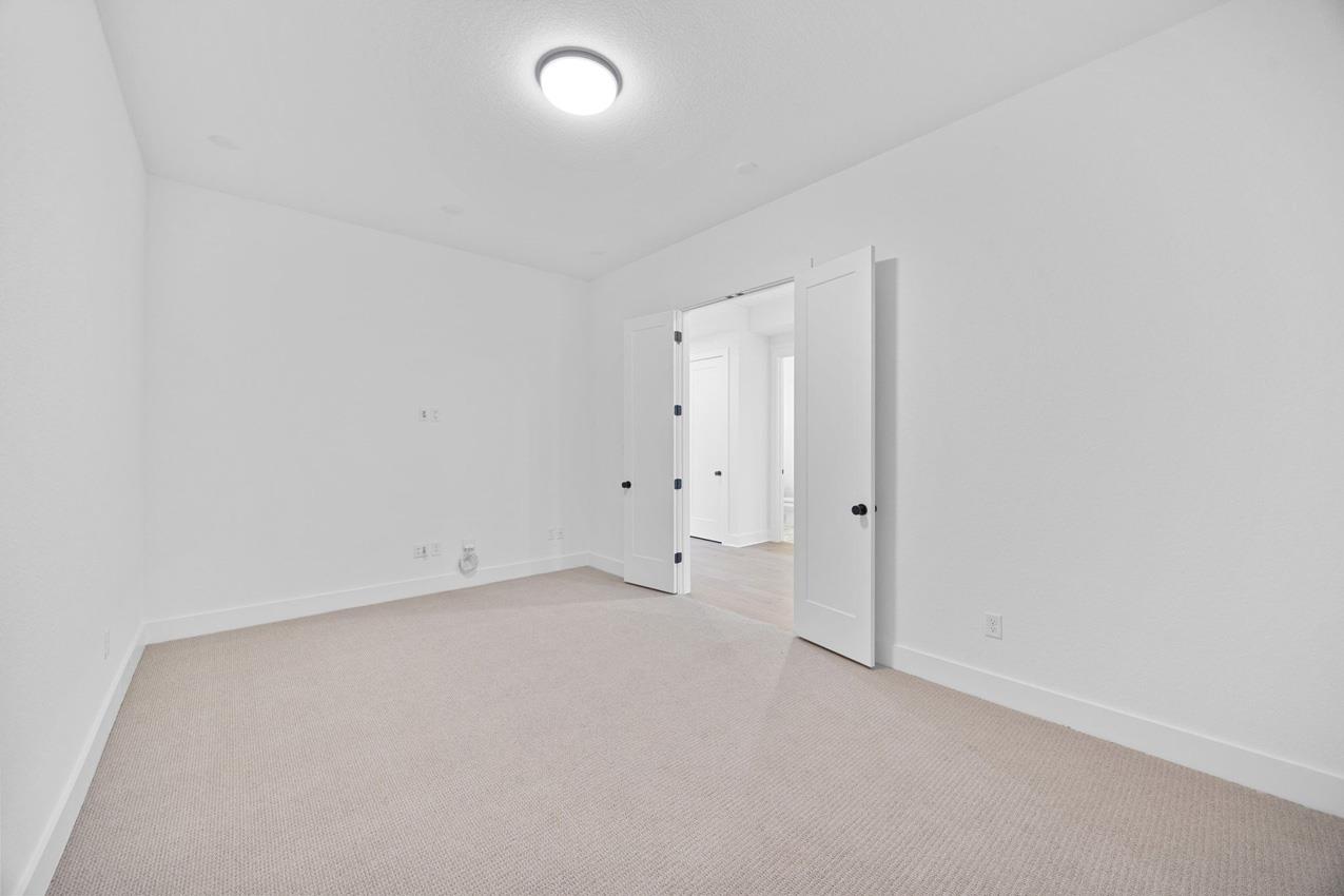 1104 Twisted Tarpley Ln, Georgetown, TX 78628